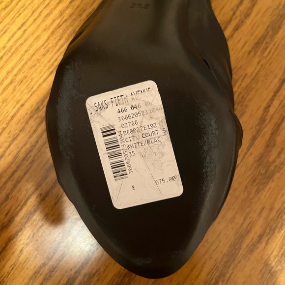 Balenciaga Drapy‎ Leather Mules - Picture 7 of 8